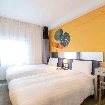 Comfort Inn Naha Tomari Port Екстериор снимка