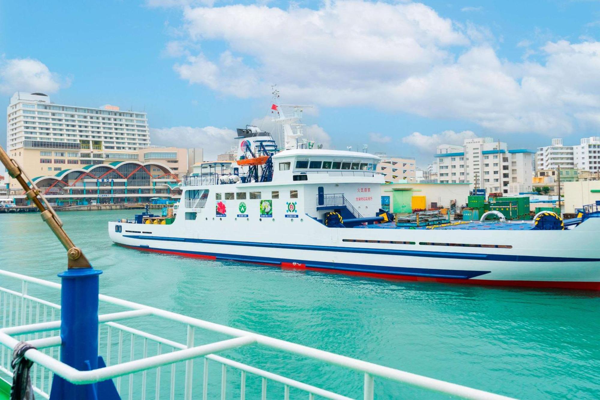 Comfort Inn Naha Tomari Port Екстериор снимка