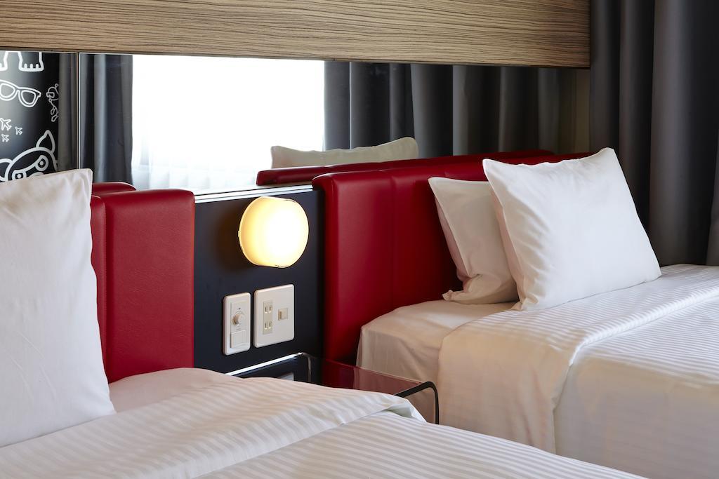 Comfort Inn Naha Tomari Port Екстериор снимка