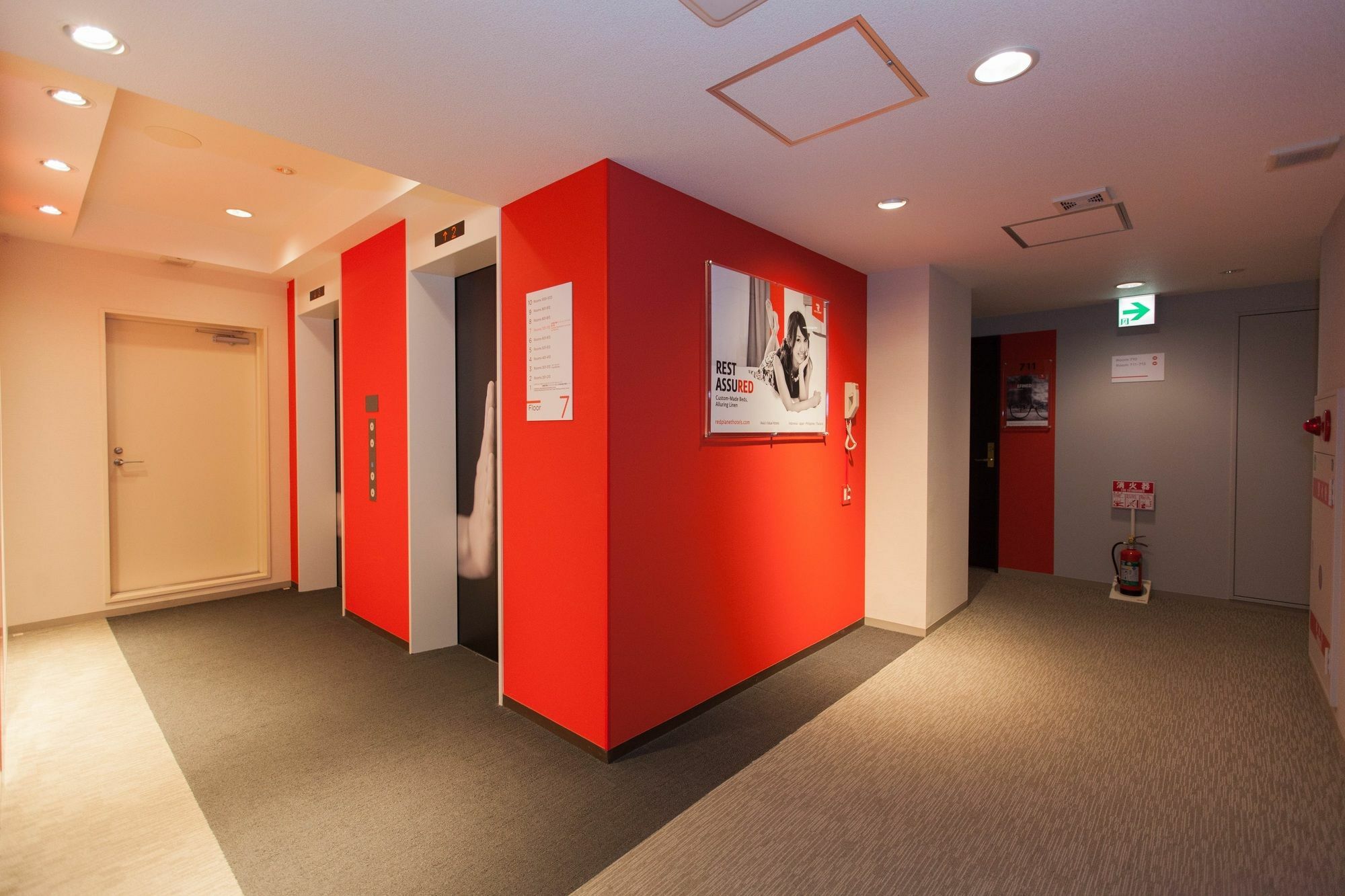 Comfort Inn Naha Tomari Port Екстериор снимка